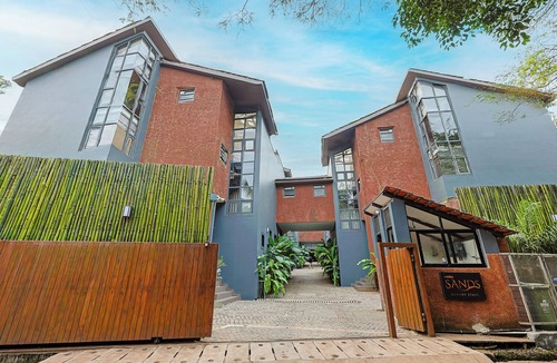 Marra Villa | ELIVAAS 3 BHK With Private Pool and Gazebo | Terraces Villa Luxe