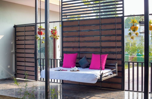 Taoru Villa | ELIVAAS Aarul Farm 4BHK Villa with Pool