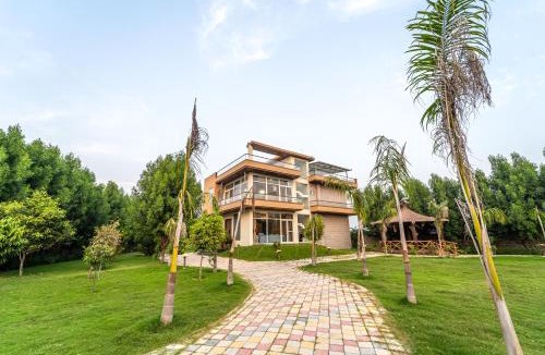 Sanganer Villa | ELIVAAS Echoes by the Aravalli Pet-friendly 5-BHK Villa With Private Pool