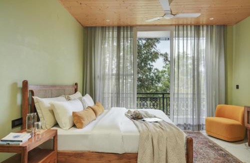 Kasauli Villa | ELIVAAS, Kavya Villa Forest View 4BHK Villa, Kasauli