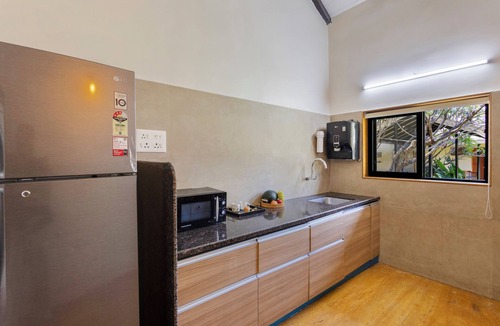 Igatpuri Villa | ELIVAAS Lush Villa 6BHK Pet-Friendly