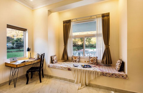 Bedla Villa | ELIVAAS Mandovar 4Room with Common Pool
