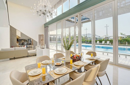 Lonavala Villa | ELIVAAS Meraki Luxe 6BHK Glass Villa
