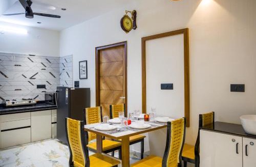 Bedla Villa | ELIVAAS Palazao, Stunning Getaway With Pvt Pool, Garden and Gazebo