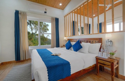 Nahan Hotel | ELIVAAS Stars and Windsongs with Shared Pool, Garden, Game Zone, Restaurant, & Hill Views Pet-friendly