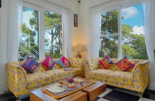 Nahan Hotel | ELIVAAS Stars and Windsongs with Shared Pool, Garden, Game Zone, Restaurant, & Hill Views Pet-friendly