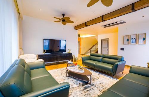 Jaipur Villa | ELIVAAS The Kanota Retreat 4 BHK Villa Near Kanota Dam With Pvt Pool & Hill Views