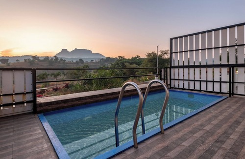 Igatpuri Villa | ELIVAAS White House 7BHK Villa