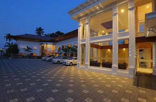 Eloor Hotel | Eloor Tourist Home