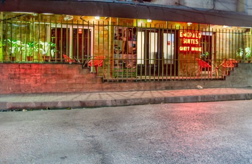 Ballygunge Hotel | Emerald Suites