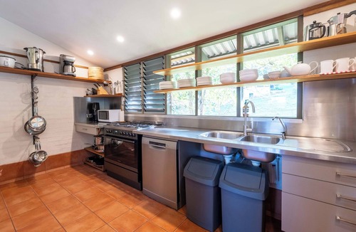 Blueys Beach House | Entire home in Blueys Beach, Australia