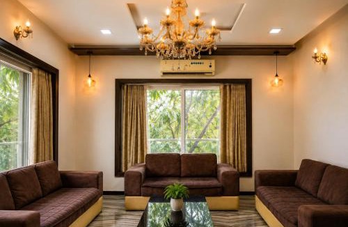 Rajkot Hotel | Evoke Comfort Apartment