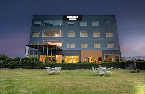 Bareilly House | Executive Room Palette Bareilly Bellazio Suites