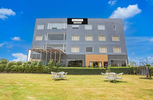Bareilly House | Executive Room Palette Bareilly Bellazio Suites
