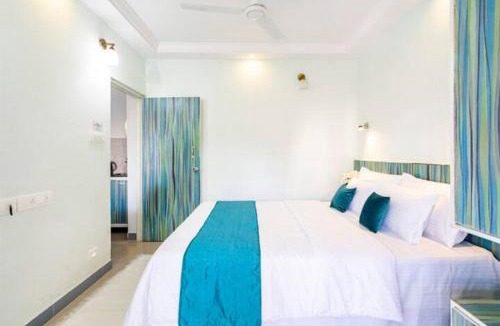 Fatona Apartment | Experience Blissful Living Your Perfect One Bedroom Apartment with AC, Wi-Fi, Gym & Only 5 Minutes from the Beach
