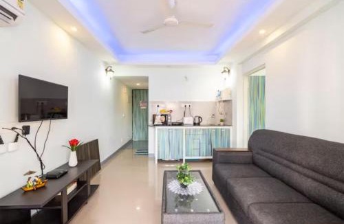 Fatona Apartment | Experience Blissful Living Your Perfect One Bedroom Apartment with AC, Wi-Fi, Gym & Only 5 Minutes from the Beach