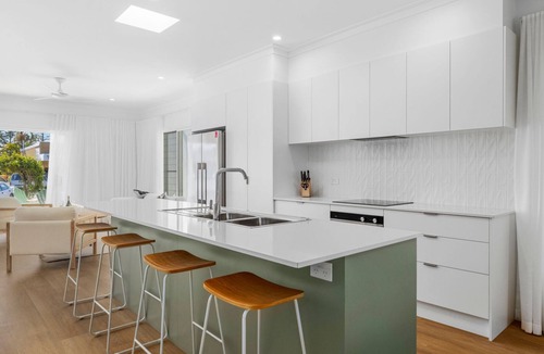 Woolgoolga House | Experience the perfect blend of beachside charm and stylish holiday living