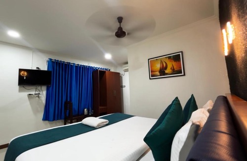 Kochi Hotel | Eyden Residency