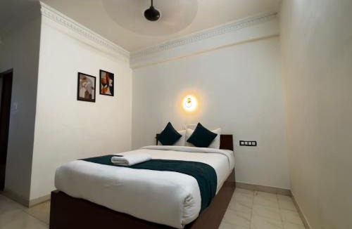 Kochi Hotel | Eyden Residency