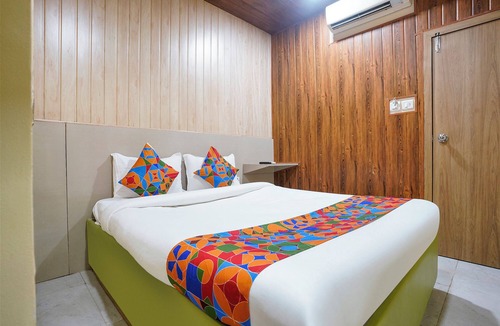Chandivali Hotel | Fabexpress Bala Residency