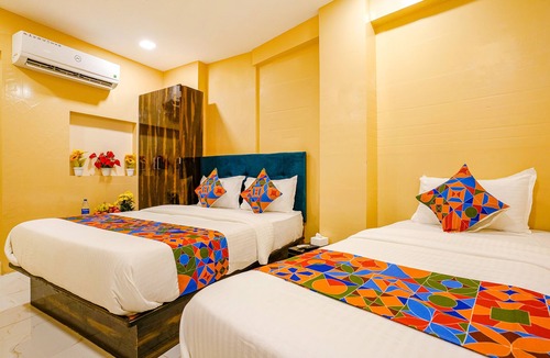 Kismat Nagar Hotel | Fabexpress Kurla Inn