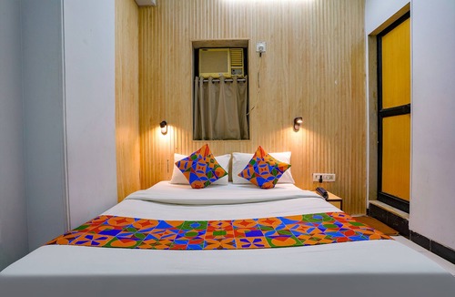 Mumbai Hotel | FabExpress Manas Residency