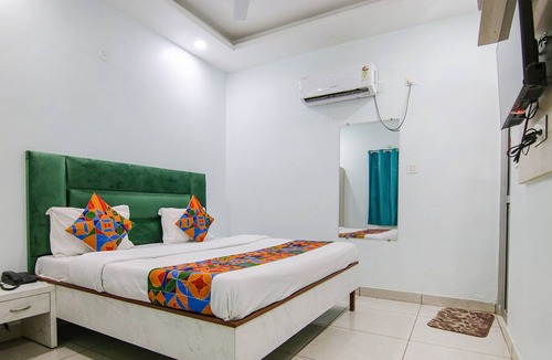 Manimajra Hotel | Fabexpress Nisad Raj