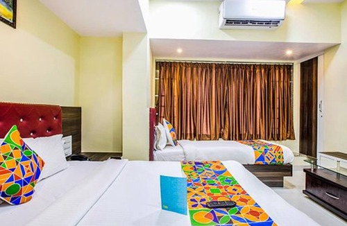 Vashi Hotel | Fabexpress The Grand Kohinoor