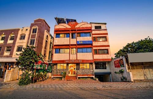 Alandi Hotel | FabHotel Akshay Inn