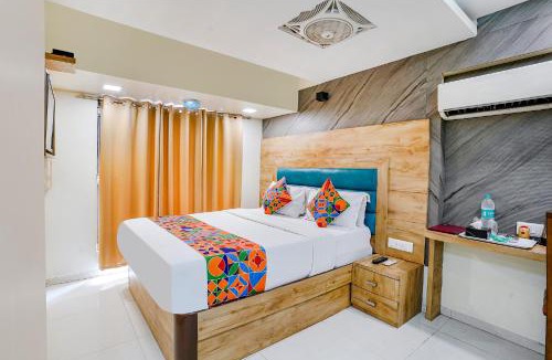 Jogeshwari West Hotel | FabHotel Amber Crop Inn