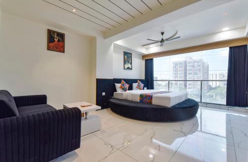 Ahmedabad Hotel | FabHotel Bliss - Inside Suryam Trade Centre