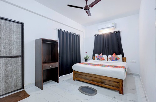 Baga Hotel | Fabhotel Crystal Bay Baga