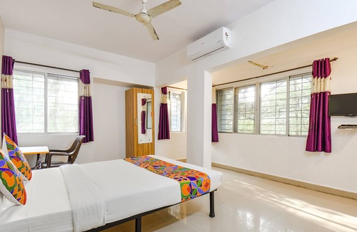 Balewadi Hotel | Fabhotel Destiny Living
