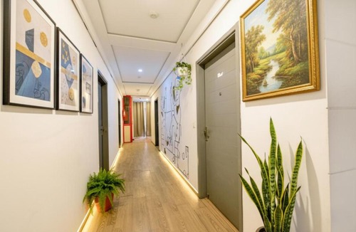 Pitampura Hotel | FabHotel Dev Palace I - Pitampura