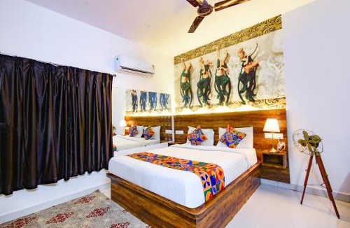 Kukatpalli Hotel | FabHotel DSR Suites - Nr Hitech City Railway Station