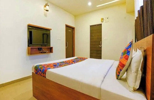 Pune Hotel | Fabhotel Dwarka
