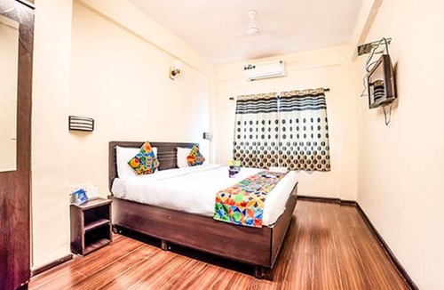 Viman Nagar Hotel | FabHotel East Field Homes