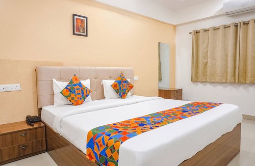 Pune Hotel | FabHotel Embassy