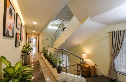 Baner Hotel | FabHotel Gargi Inn - Nr Balewadi Stadium