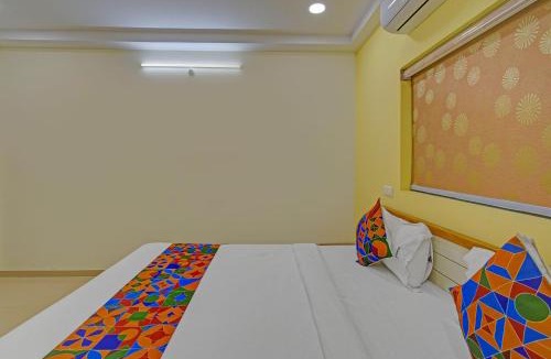 Serilingampally Hotel | FabHotel GG Stays