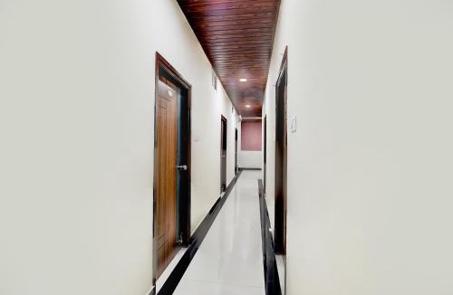 Dr AS Rao Nagar Hotel | FabHotel Golden City Inn