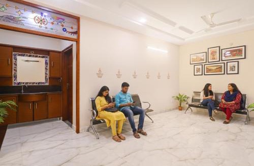 Madhapur Hotel | FabHotel Golden Gate - Hitech City