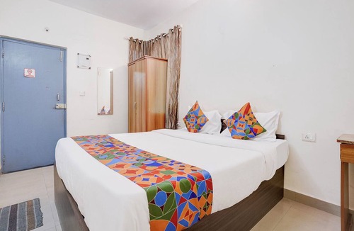 Bainguinim Hotel | FabHotel Gomes Pousada - 800M From Basilica of Bom Jesus