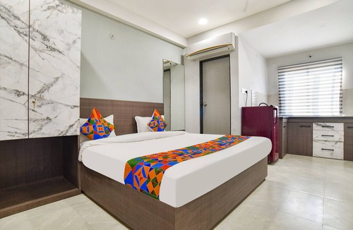 Indore Hotel | FabHotel Grand Blue