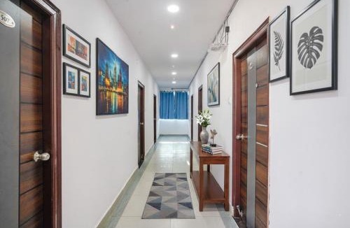 Hyderabad Hotel | FabHotel Grand Broholic - Nr Hitech City