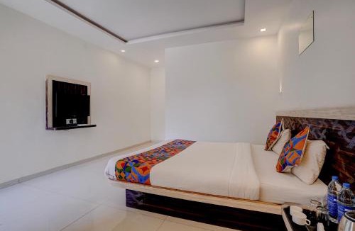 Mahabaleshwar Hotel | FabHotel Green Crystal