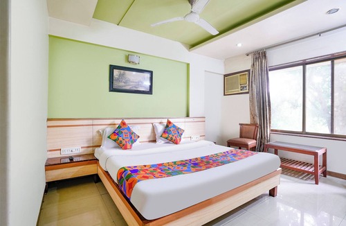 Kalamboli Hotel | Fabhotel Guru Heritage
