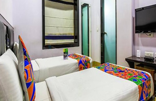 Begumpet Hotel | Fabhotel Hill View Hyd