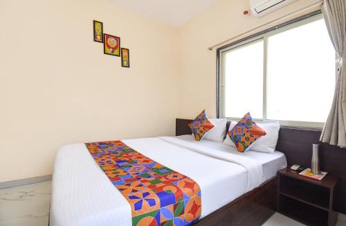 Pimpri - Chinchwad Hotel | FabHotel Himalay Guest House