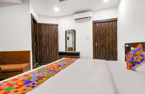 Bhopal Hotel | FabHotel HTC